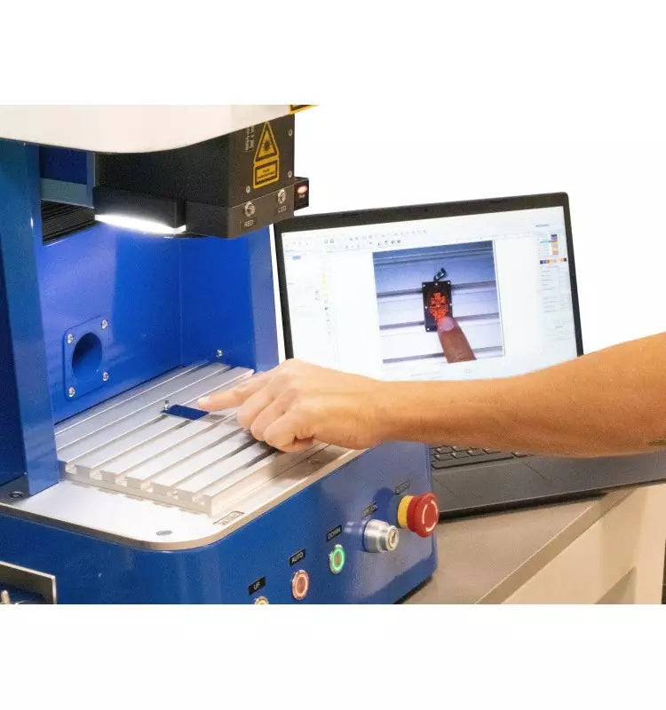 MAQUINA DE GRABAR/CORTAR POR LASER TECHNOFLUX MAX 50W CICLOPE