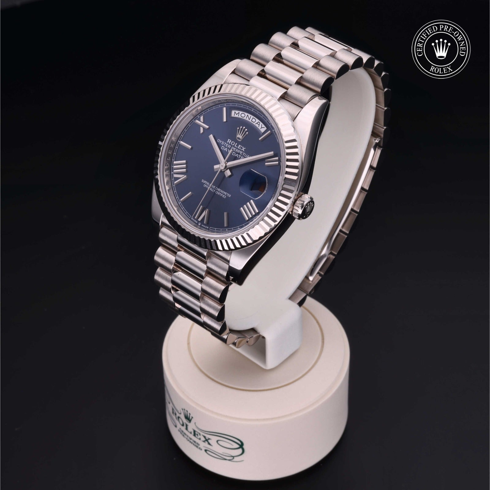 Rolex Certified Pre-owned Day-Date 40 2021, 40 mm, Oro blanco V002200396